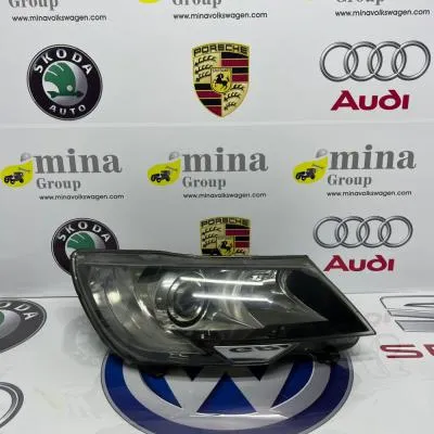 Skoda Superb 2011 - 2014 Sağ Far